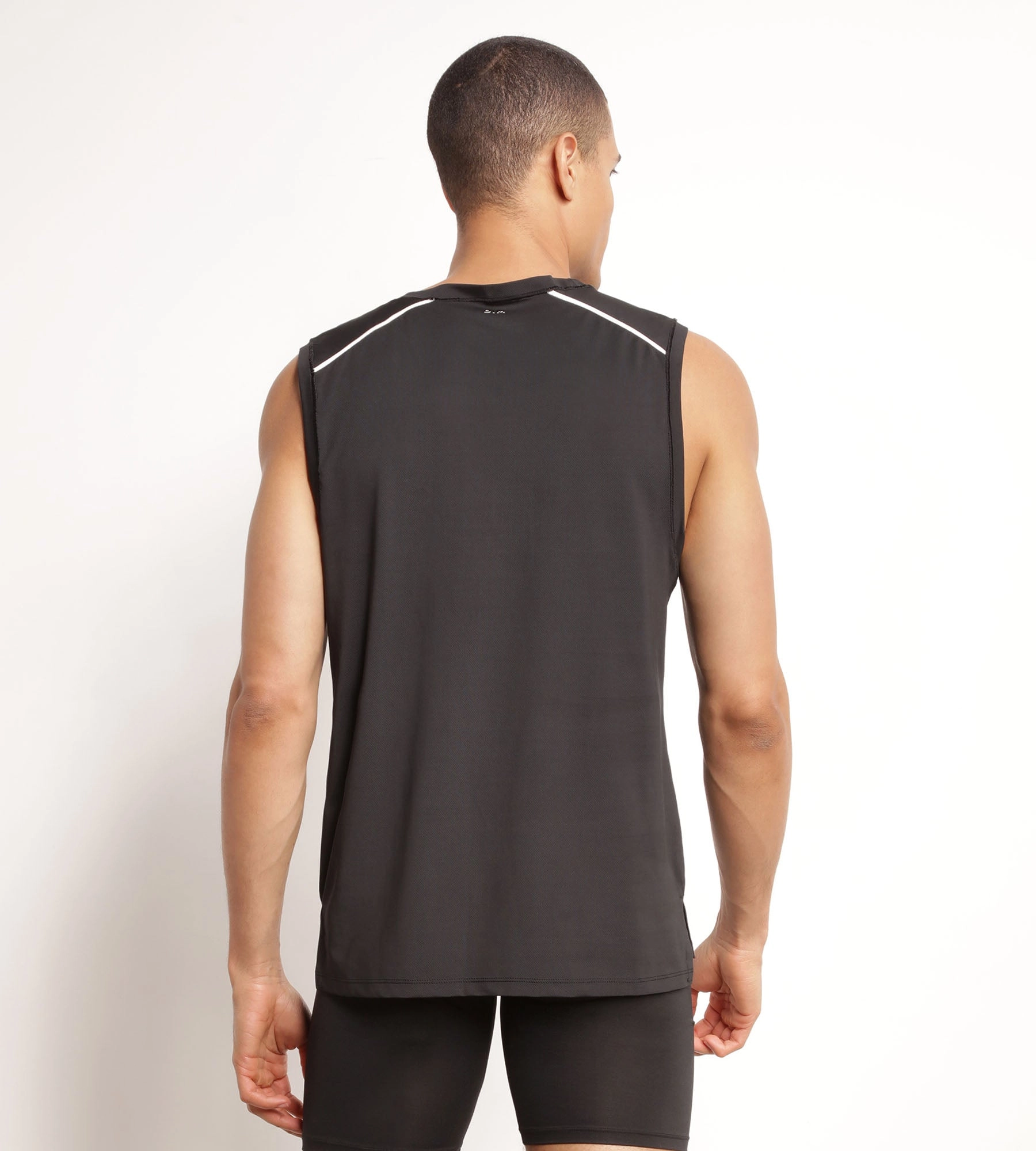 Débardeur de sport homme en matière aérée Noire Dim Move