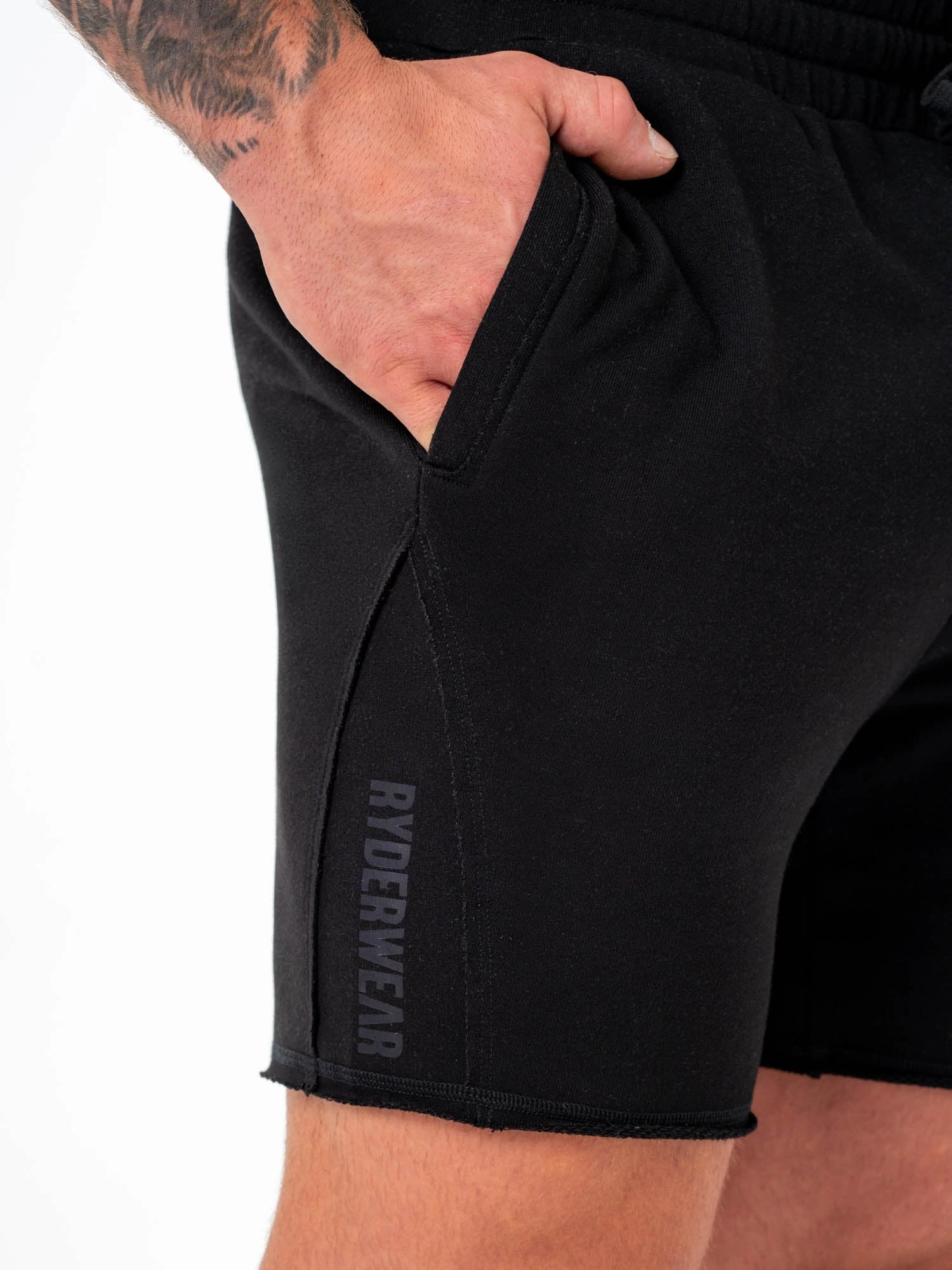 Force 6" Track Short - Black