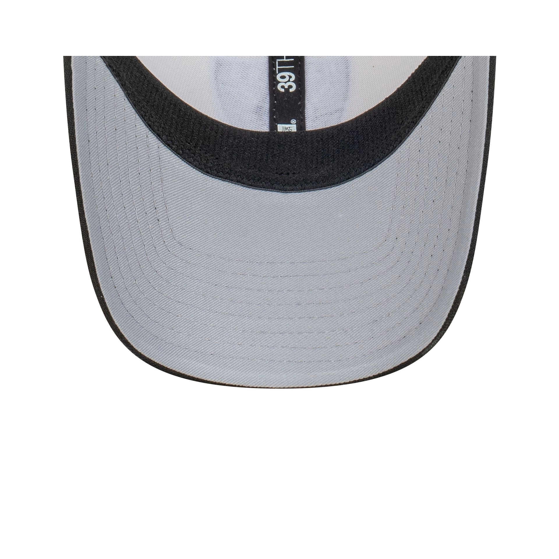 Las Vegas Raiders Chrome Two-Tone 39THIRTY Fitted