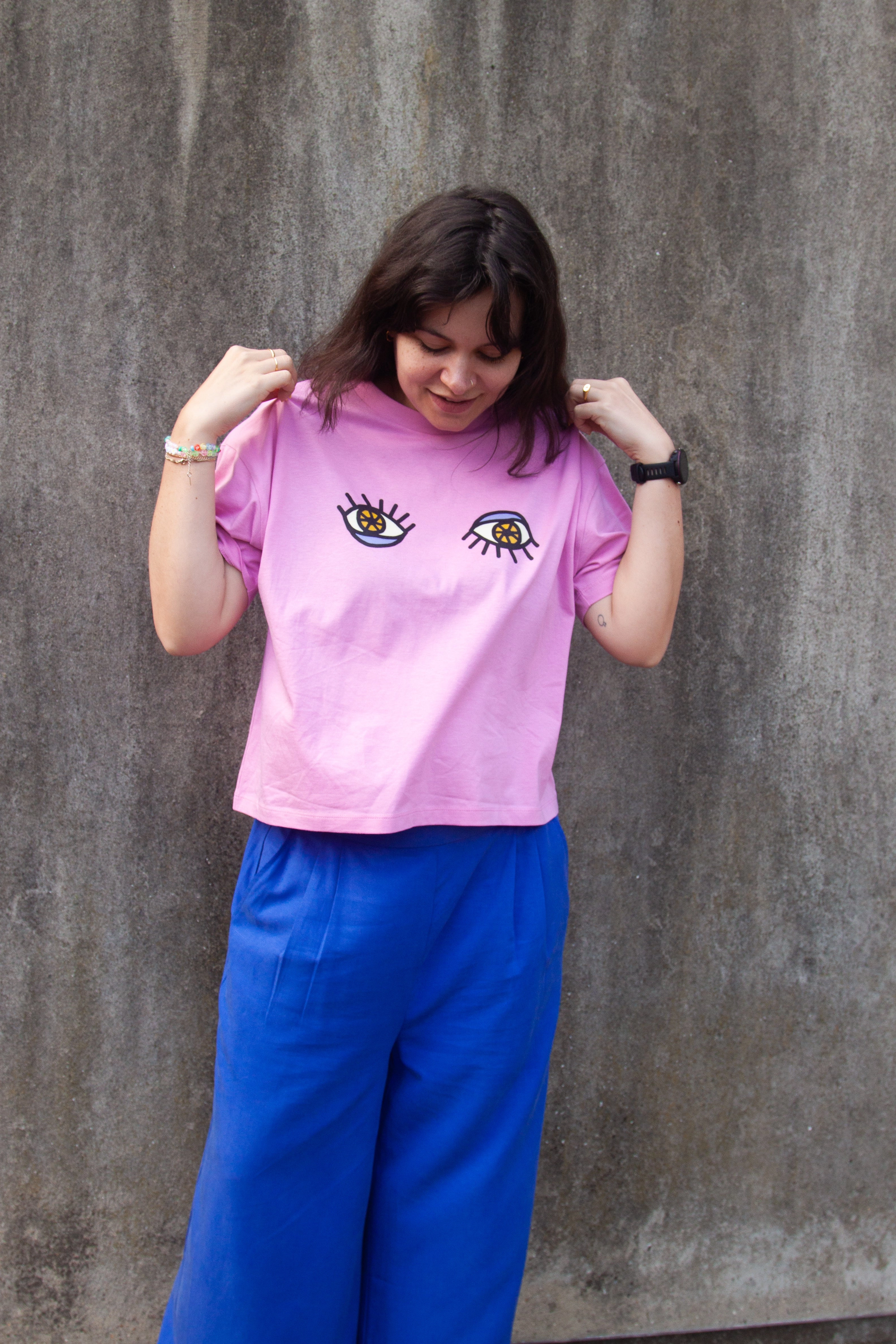 Miss Pompom Pink Eye T-shirt