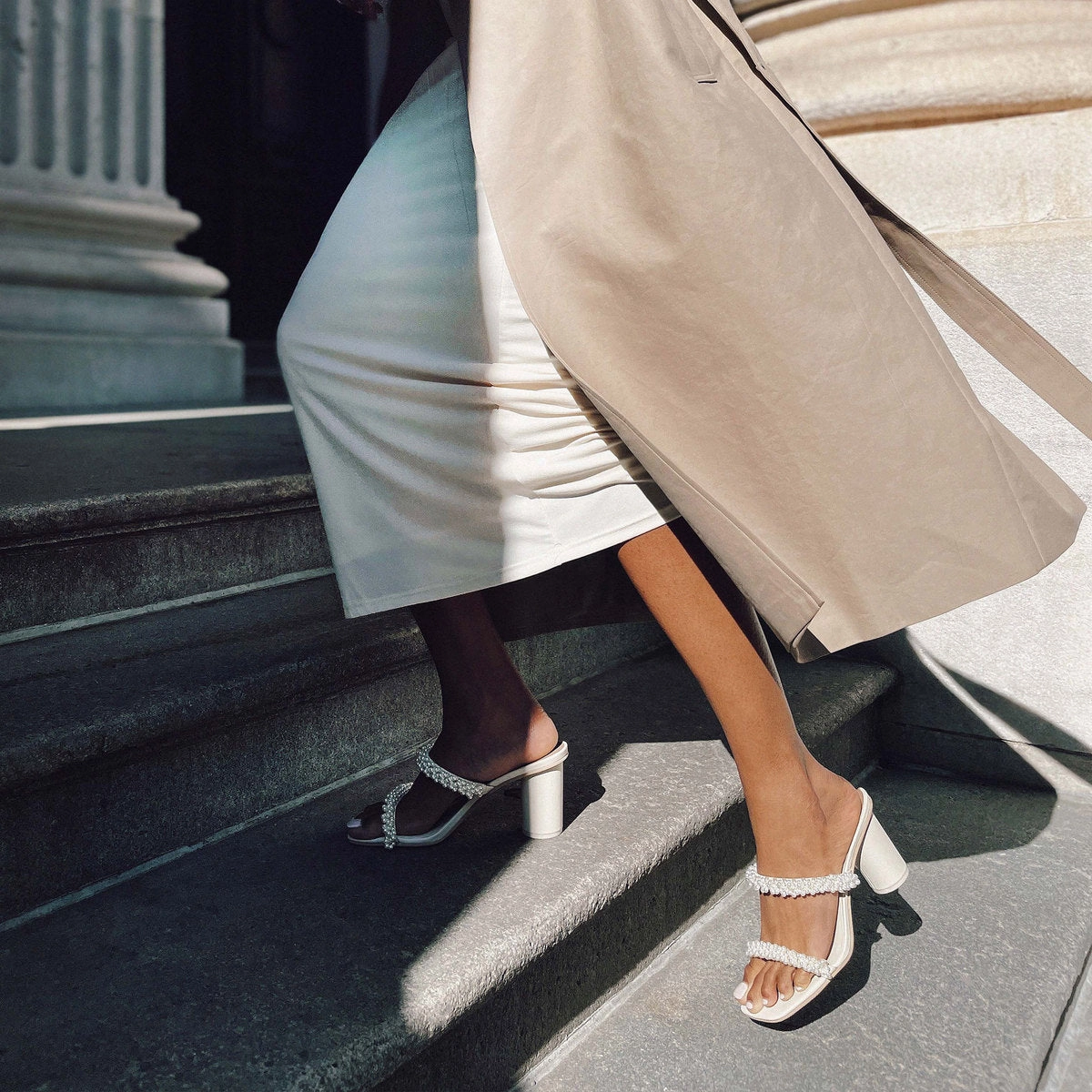NOEL WIDE HEELS VANILLA PEARLS