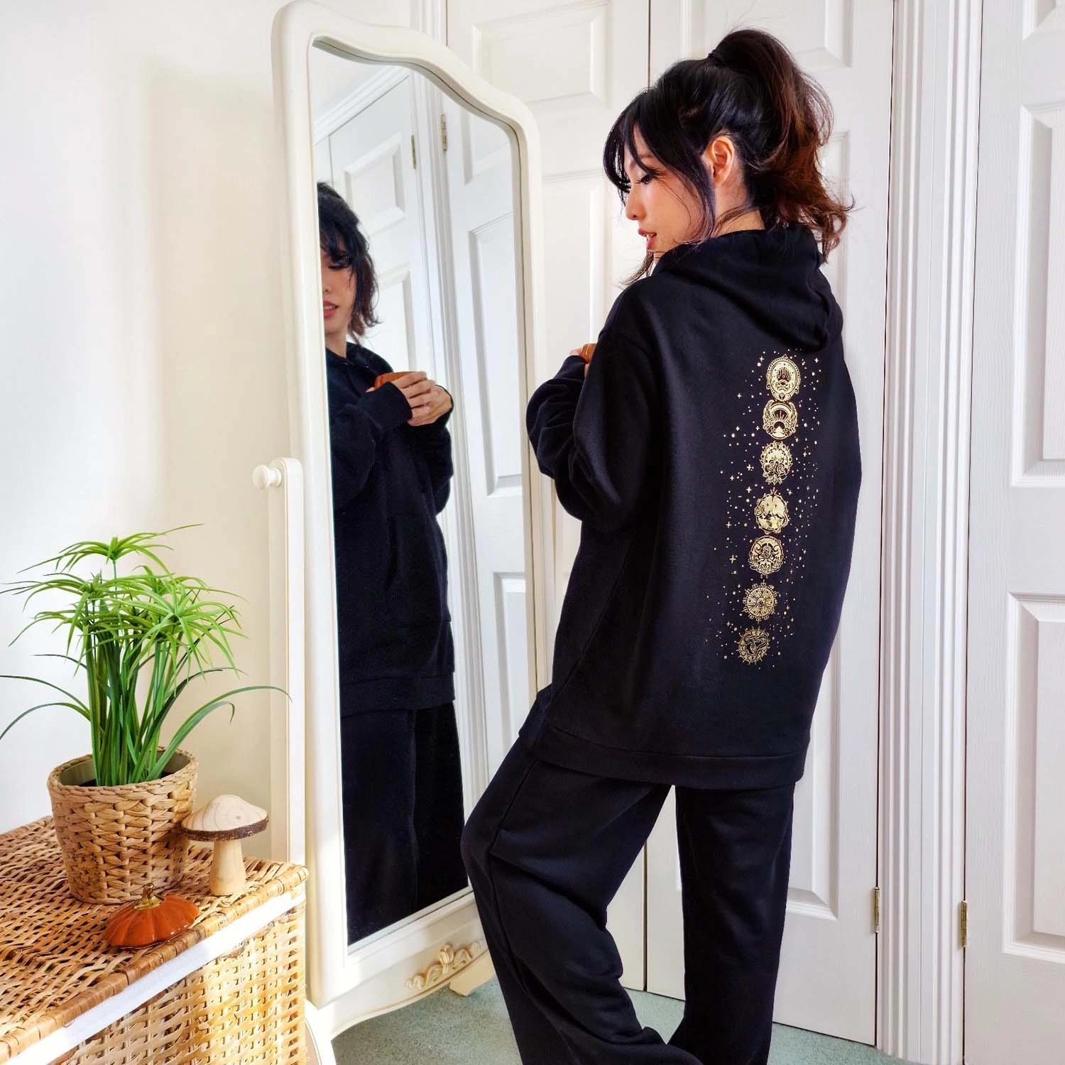 Organic Cotton ACOTAR Hoodie - 7 Courts