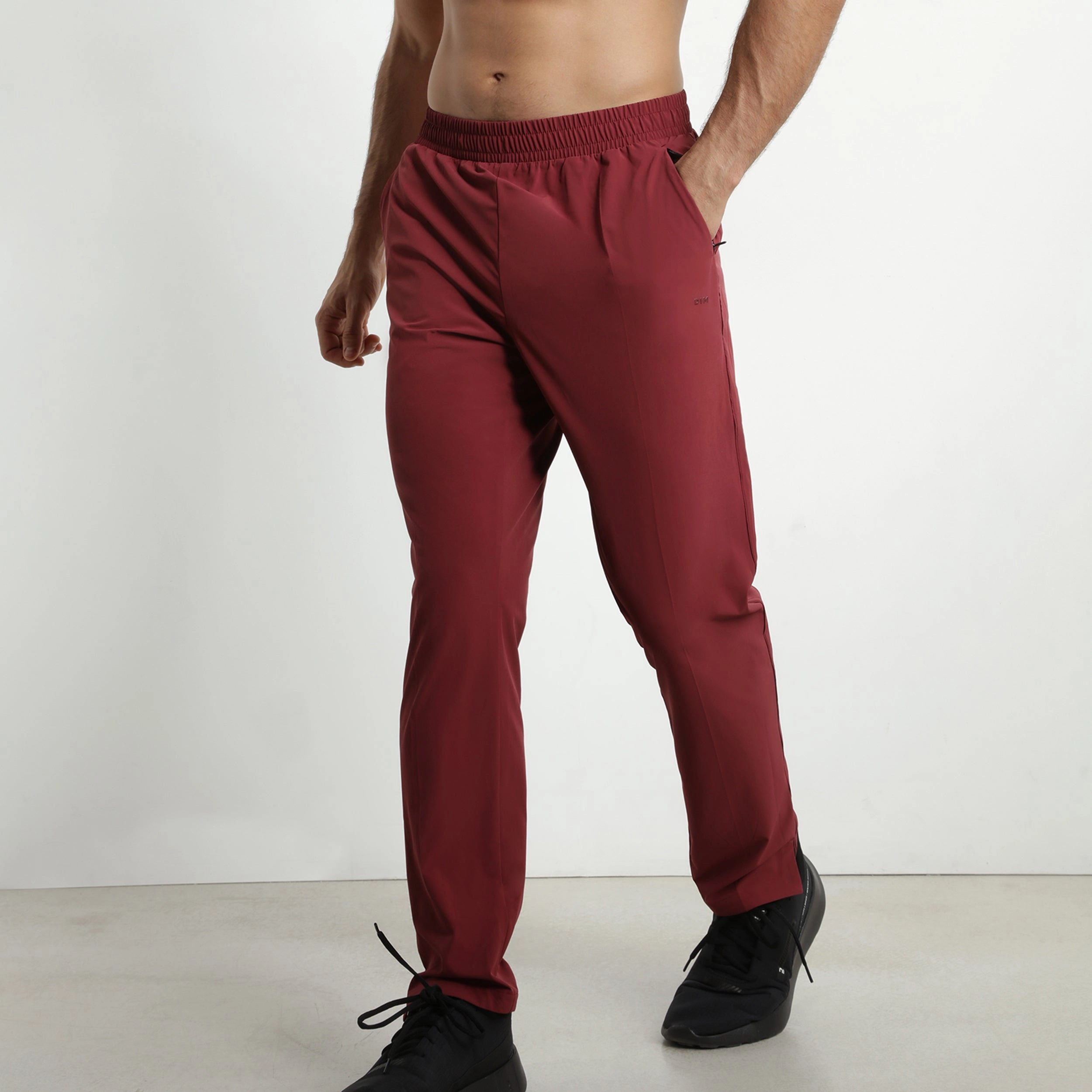 Pantalon de sport chino pour homme en jersey stretch Bordeaux Dim Move