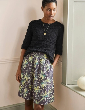 Shirred Waist Cotton Skirt-Black. Oriental Cascade