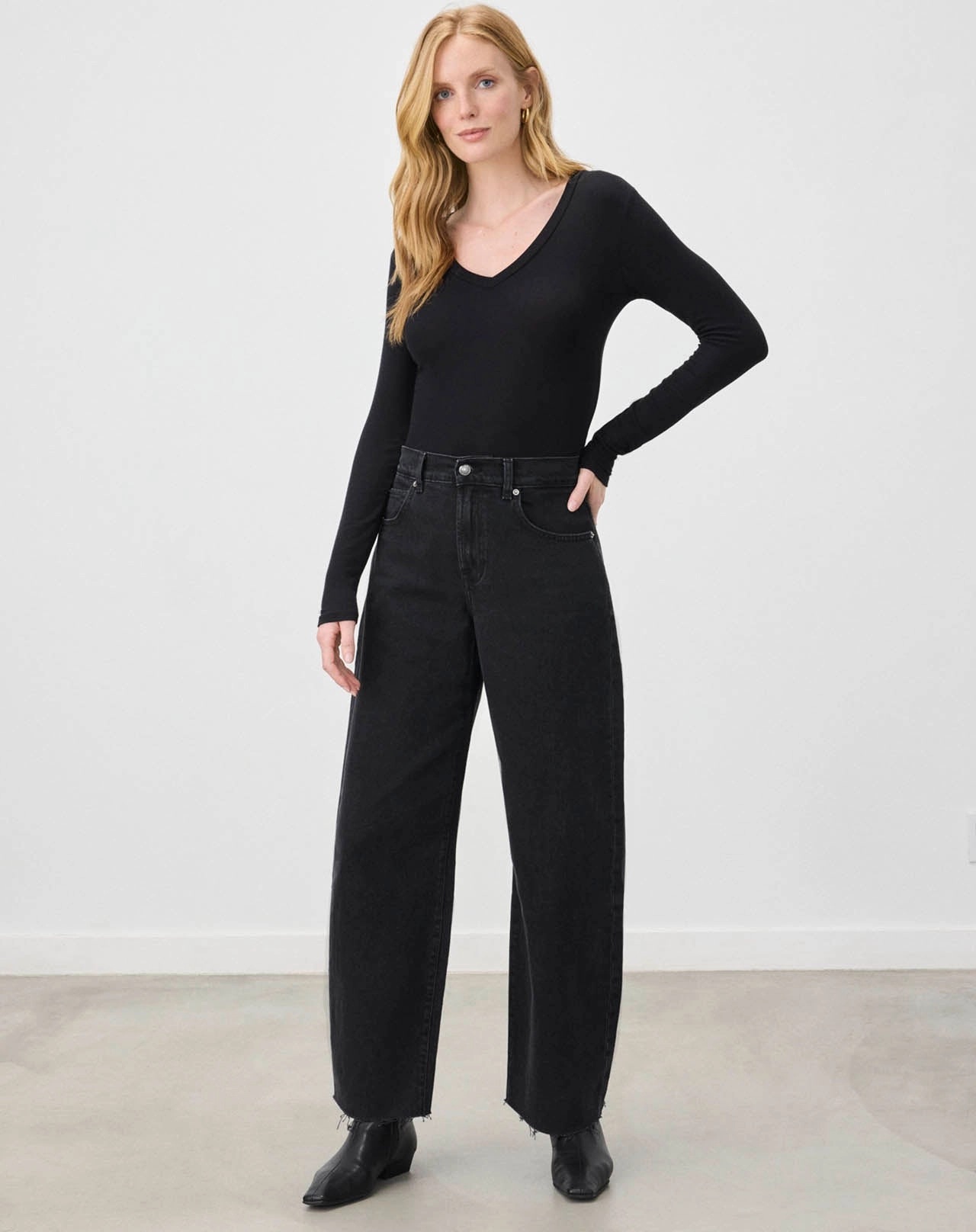 Valley Rib V-Neck